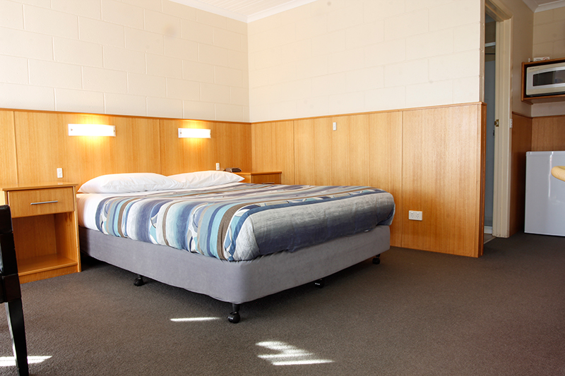 Motel En-suite – Sheffield Motor Inn