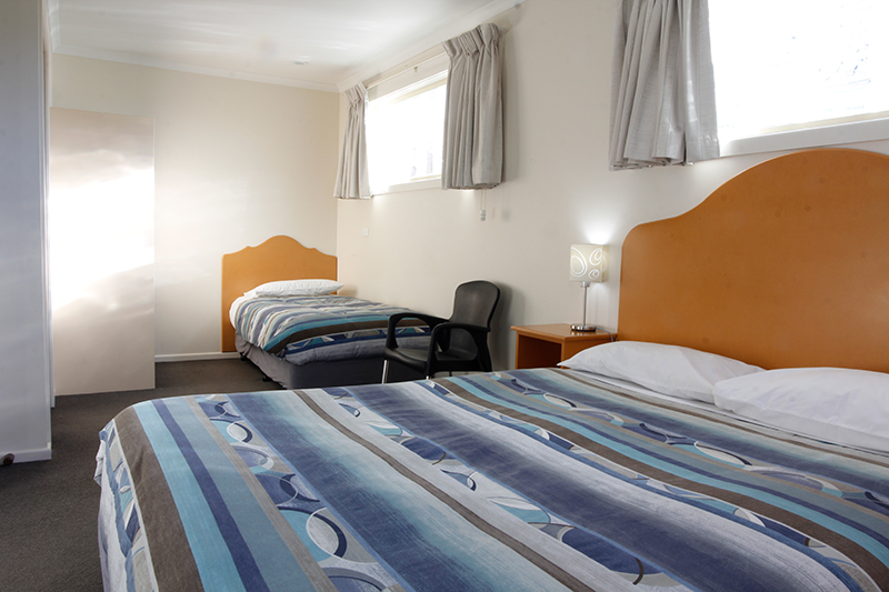 One Bedroom Apartment – Sheffield Motor Inn